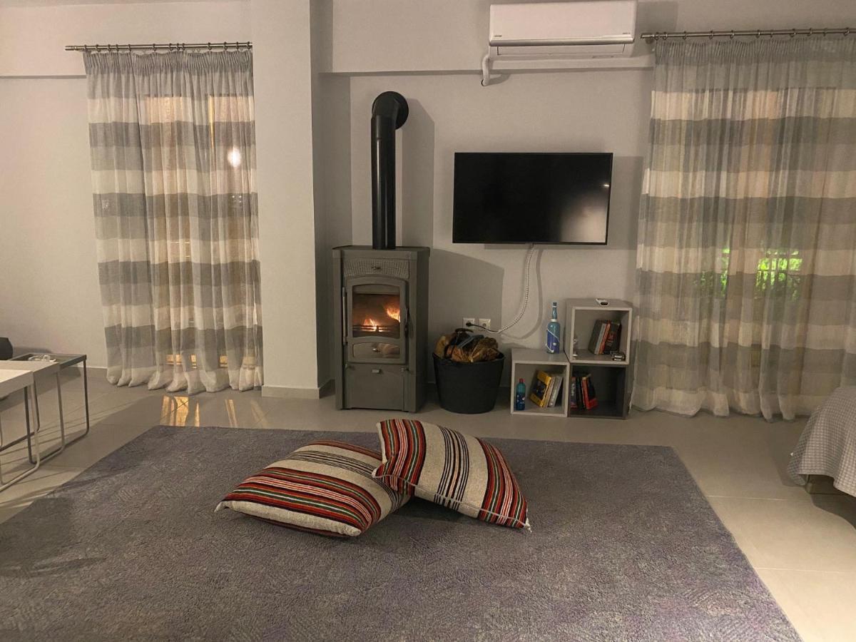 Cosy Studio 2 Minutes Walking From The Beach Anavyssos Exterior photo